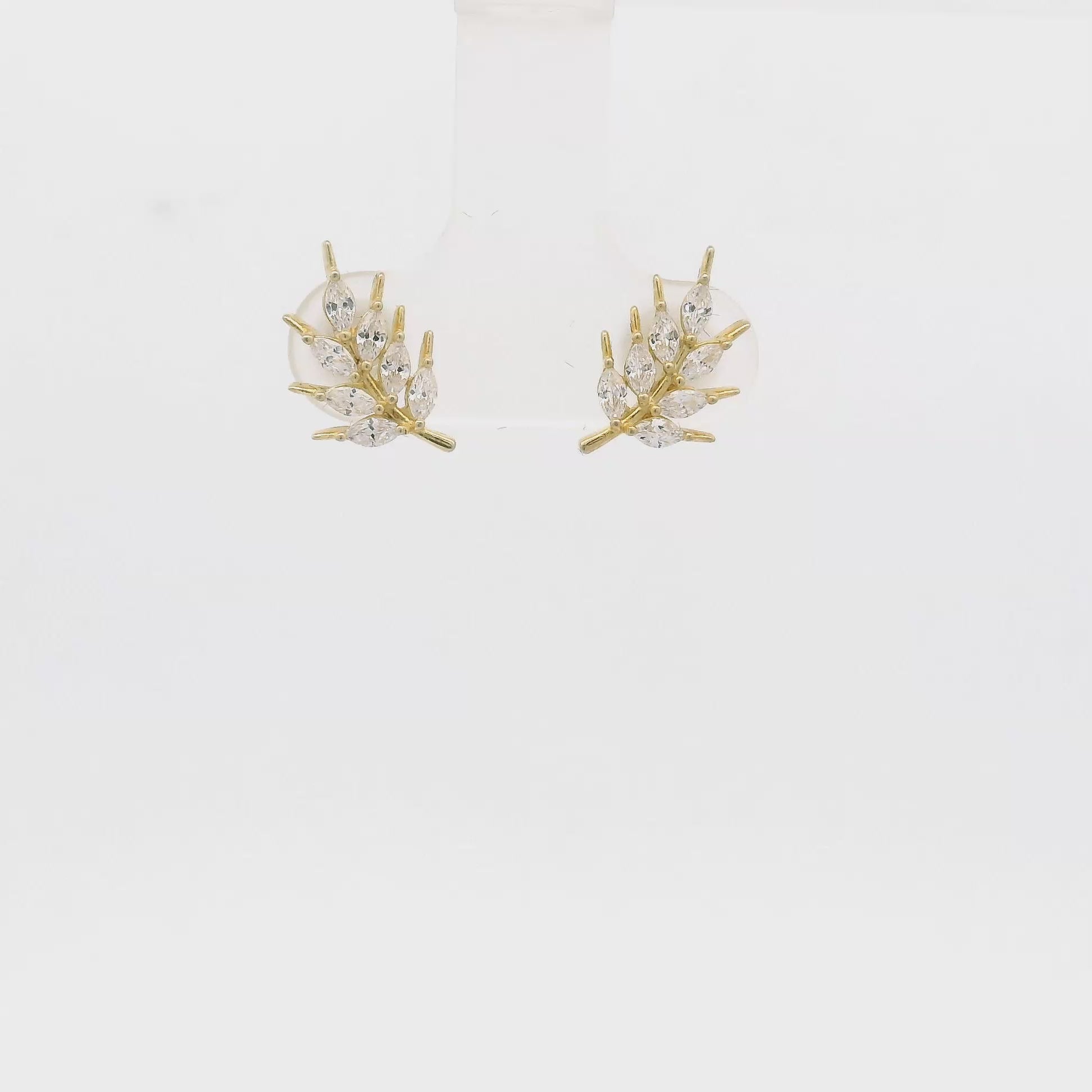 starlit-silver-stud-earrings